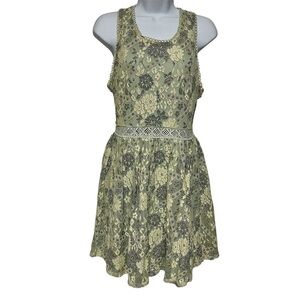 Francesca's Floral Lace Cross Back Mini Dress Size Medium Spring Easter Floral